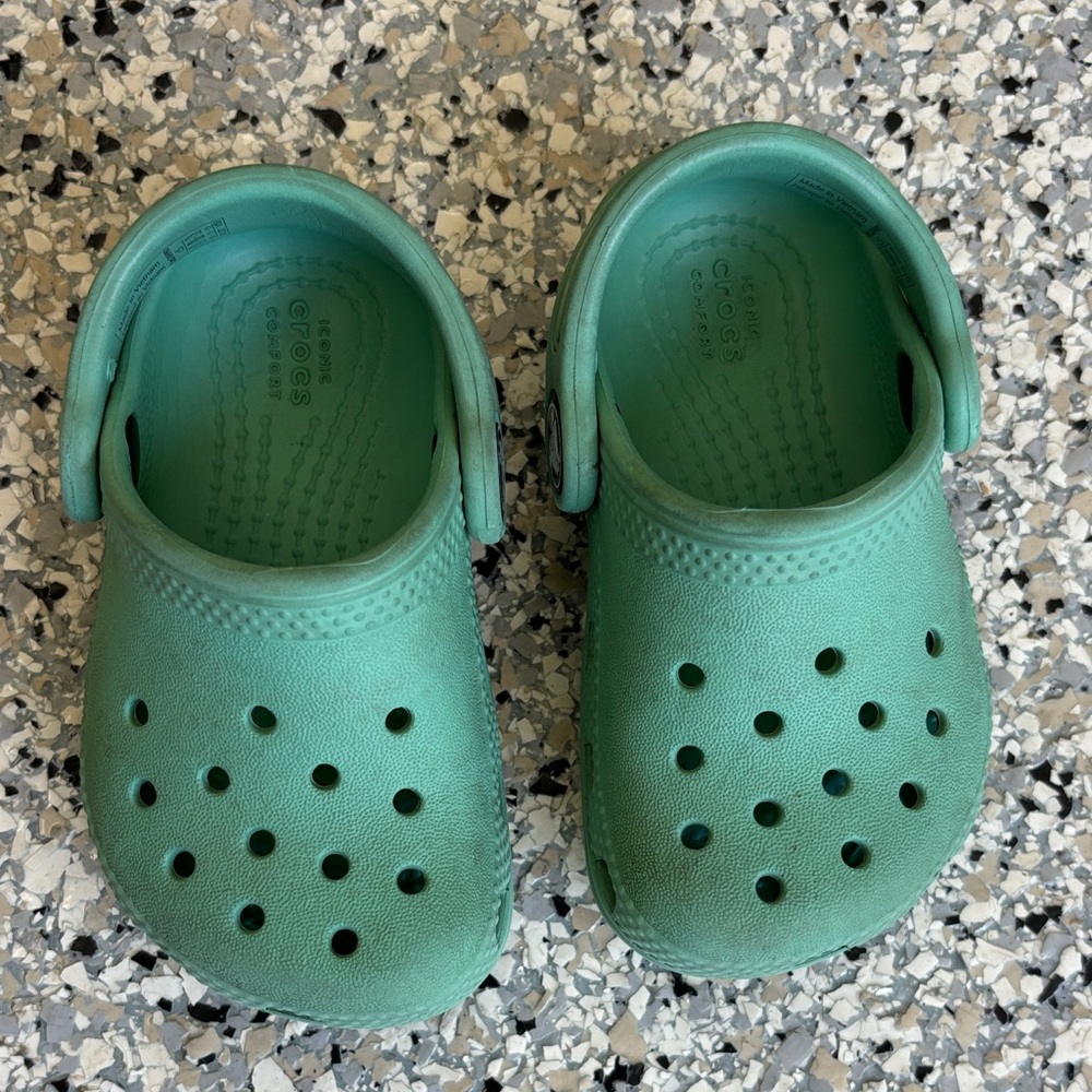 CROCS Kids' Aqua Sandals